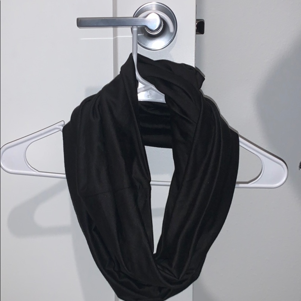 Beyond Yoga Infinity Scarf